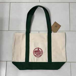 Trader Joe’s Large Green and Cream Tote Bag